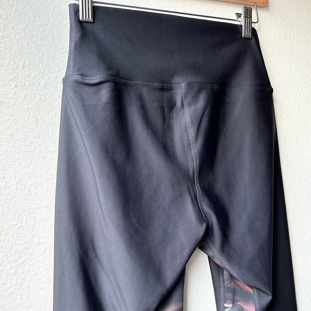 Peloton Show Up Floral Leggings Sz M Medium - Picture 10 of 15